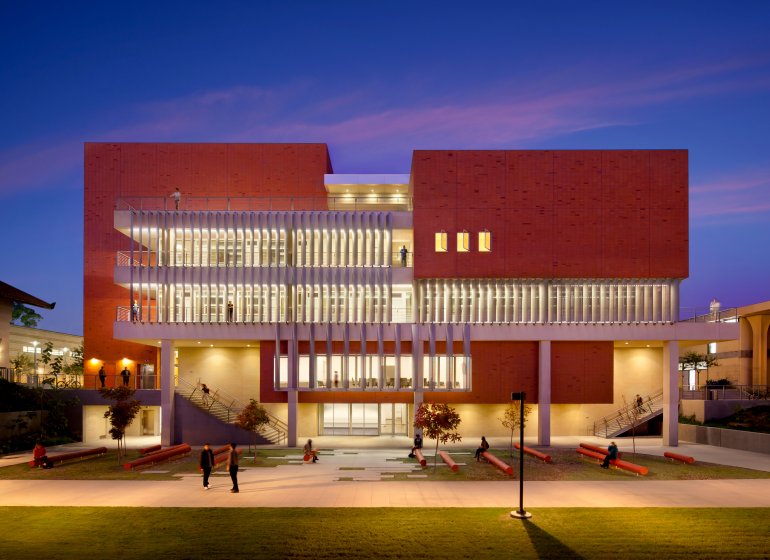 UCI Contemporary Arts Center. Ehrlich Architects. Edge Development.